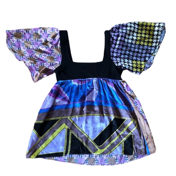 Alice and Trixie Silk Short Sleeve Blouse - Picture 2 of 3